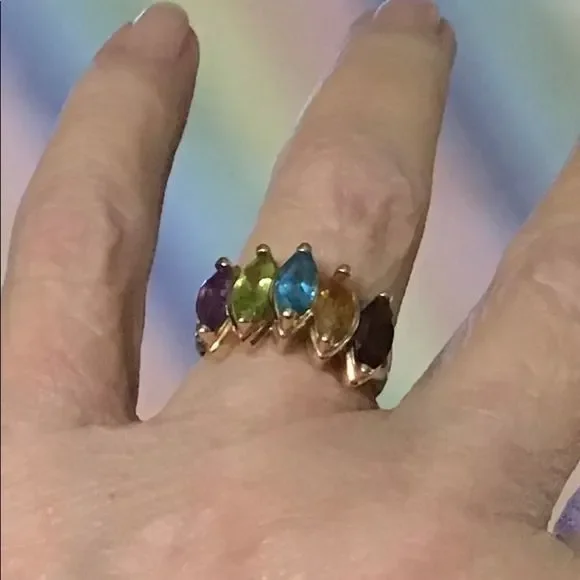 14K Gold ring with 5 marquis shaped‎ gemstones